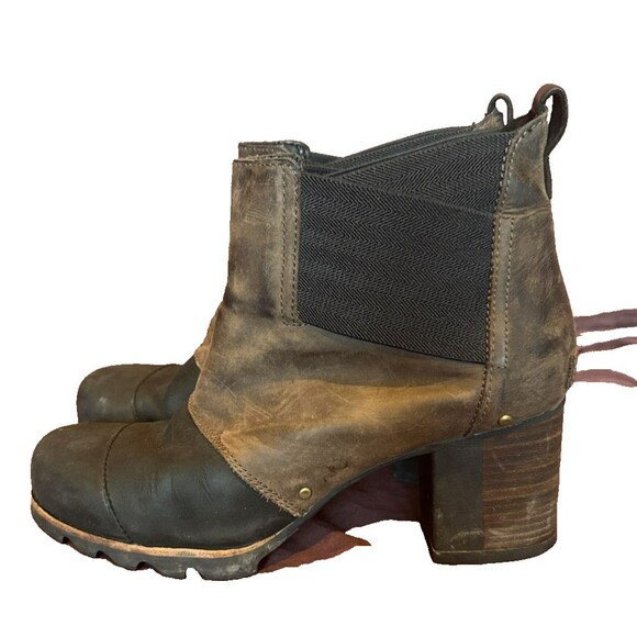 Sorel Addington Chelsea Pull on Ankle Boots Black Brown Leather Women's Size 10 - Picture 3 of 8